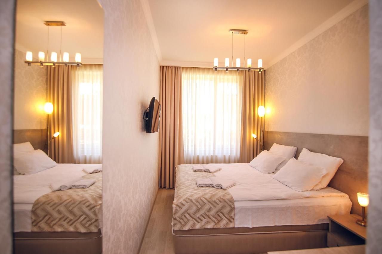 טביליסי Hotel Kera מראה חיצוני תמונה