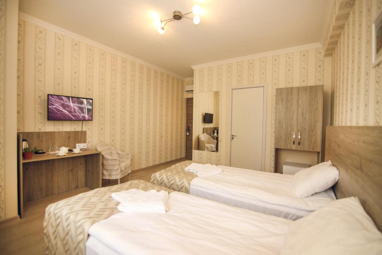 טביליסי Hotel Kera מראה חיצוני תמונה